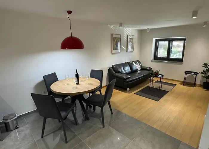 Polombo 公寓 扎达尔